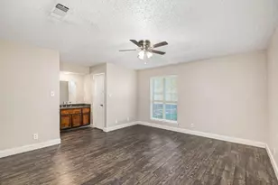 6913 W Cleburne Rd, Fort Worth, TX 76133 - Photo 13