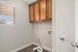 6913 W Cleburne Rd, Fort Worth, TX 76133 - Photo 11