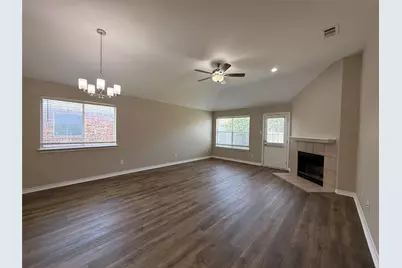 103 Santa Fe Trail, Justin, TX 76247 - Photo 9