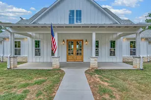 628 County Rd 1040, Clifton, TX 76634 - Photo 9