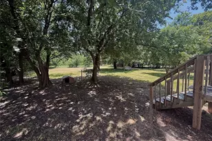 1809 Ranch Rd, Grand Prairie, TX 75052 - Photo 15