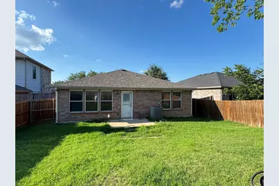 1557 Chivalry Lane, Little Elm, TX 75068 - Photo 13