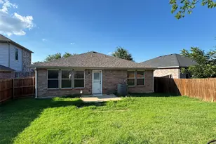1557 Chivalry Ln, Little Elm, TX 75068 - Photo 13