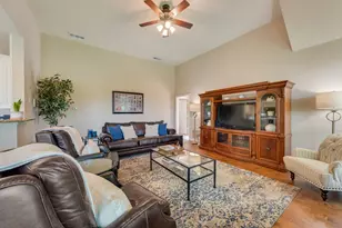 1310 Austin Thomas Dr, Keller, TX 76248 - Photo 17