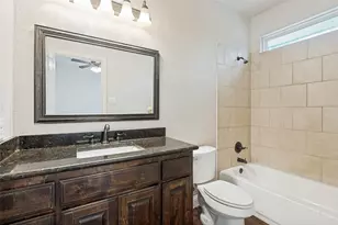 207 Ennis St, Waxahachie, TX 75165 - Photo 17