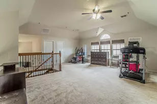 317 Crescent Creek Ln, Fort Worth, TX 76140 - Photo 25