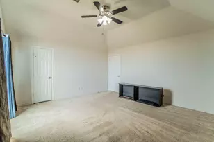 317 Crescent Creek Ln, Fort Worth, TX 76140 - Photo 19