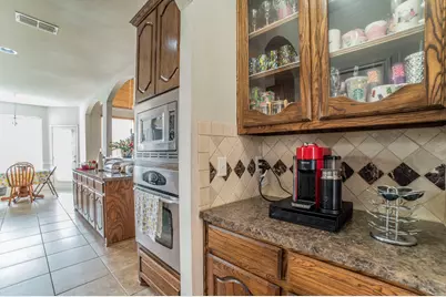 317 Crescent Creek Lane, Fort Worth, TX 76140 - Photo 5