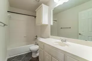 317 Crescent Creek Ln, Fort Worth, TX 76140 - Photo 21