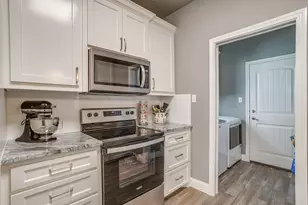 2708 San Gabriel Dr, Granbury, TX 76048 - Photo 13