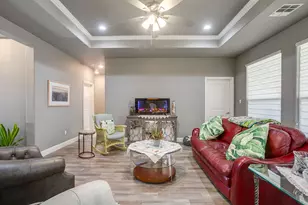2708 San Gabriel Dr, Granbury, TX 76048 - Photo 7