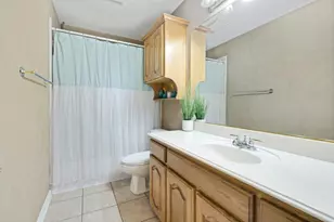135 Honeysuckle Dr, Justin, TX 76247 - Photo 21