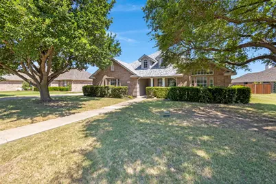 135 Honeysuckle Drive, Justin, TX 76247 - Photo 17