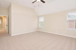 9829 Lightcatcher Dr, Plano, TX 75025 - Photo 11
