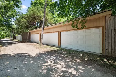 502 Bellevue Drive, Cleburne, TX 76033 - Photo 33