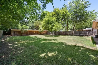502 Bellevue Drive, Cleburne, TX 76033 - Photo 29