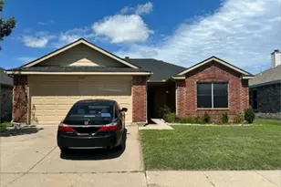 6809 Bear Hollow Ln, Watauga, TX 76137 - Photo 1