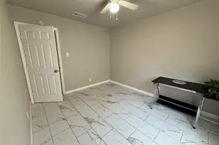 109 Colony Dr, Arlington, TX 76002 - Photo 13