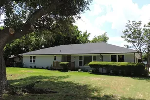 5208 Stonewall St, Greenville, TX 75402 - Photo 1