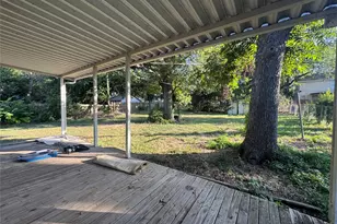 810 N 33rd St, Waco, TX 76707 - Photo 17