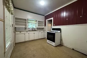 810 N 33rd St, Waco, TX 76707 - Photo 9