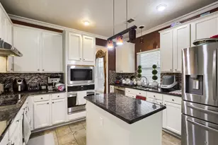 5717 Greenway Dr, Rowlett, TX 75089 - Photo 13