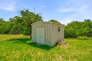 1513 Mimosa Cir, Graham, TX 76450 - Photo 25