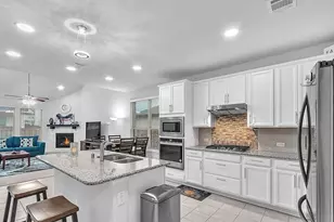 11539 Fryer Ln, Frisco, TX 75035 - Photo 9