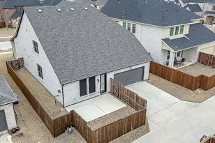11539 Fryer Ln, Frisco, TX 75035 - Photo 29