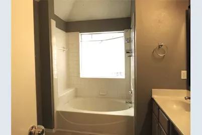 6034 Maple Leaf Drive, Arlington, TX 76017 - Photo 15