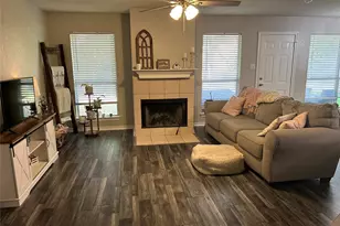 605 N Ave D, Springtown, TX 76082 - Photo 3