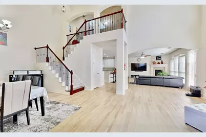 9050 Dillon Trail, Irving, TX 75063 - Photo 3