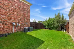 9050 Dillon Trail, Irving, TX 75063 - Photo 31