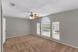 4729 Woodhaven Ln, Haltom City, TX 76137 - Photo 29