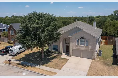 4729 Woodhaven Lane, Haltom City, TX 76137 - Photo 5