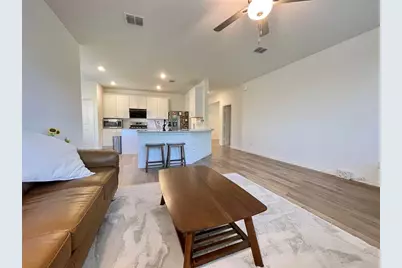 8413 Butterfly Lane, McKinney, TX 75071 - Photo 5