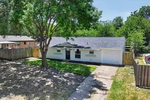 205 Summercrest Blvd, Burleson, TX 76028 - Photo 33