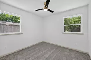 205 Summercrest Blvd, Burleson, TX 76028 - Photo 23