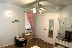 109 Vandenburg Dr, Denison, TX 75020 - Photo 5