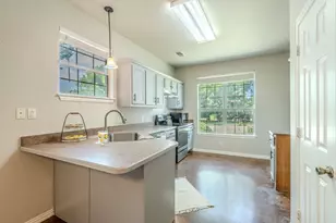 403 Summer Tree Ln, Springtown, TX 76082 - Photo 5