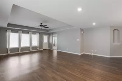 1429 Tall Pine Way, Fort Worth, TX 76112 - Photo 9