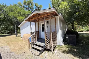 1010 Glenbrook Dr, Pecan Hill, TX 75165 - Photo 15