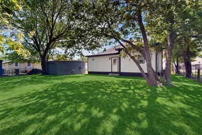 1612 Jones Street, Greenville, TX 75401 - Photo 37