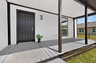 1612 Jones St, Greenville, TX 75401 - Photo 5
