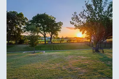 250 Whistling Duck Lane, Double Oak, TX 75077 - Photo 11