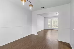 2313 Longmeadow St, Denton, TX 76209 - Photo 9