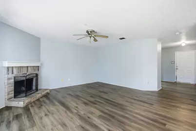307 Meadow Ridge Drive, Burleson, TX 76028 - Photo 23
