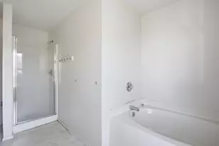 307 Meadow Ridge Dr, Burleson, TX 76028 - Photo 31