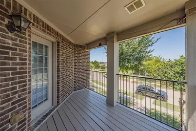 1758 Overlook Drive, Lancaster, TX 75146 - Photo 5
