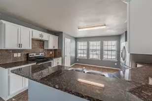 1758 Overlook Dr, Lancaster, TX 75146 - Photo 17